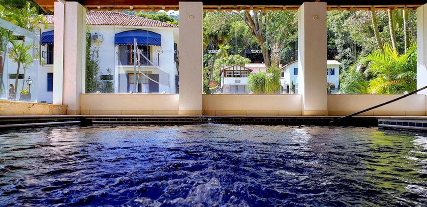 Imagen de la piscina del Hotel Saison Resort & Spa. Foto 15