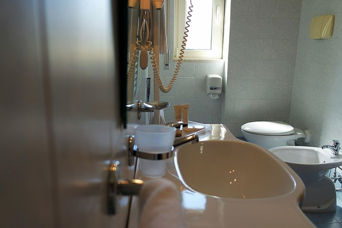 Imagen de la habitación del Hotel Sait. Foto 2