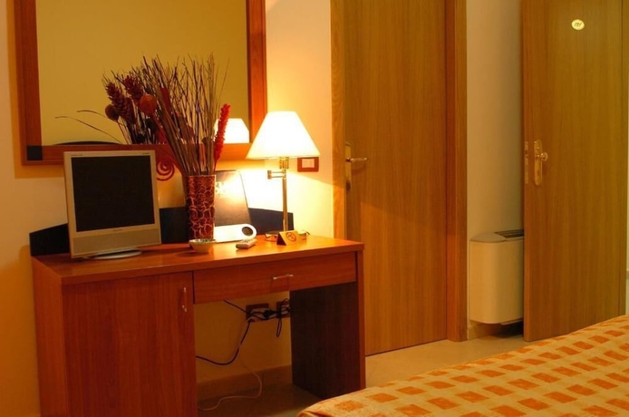 Imagen de la habitación del Hotel Sait. Foto 6
