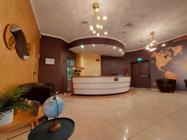Imagen de los interiores del Hotel Sait. Foto 14