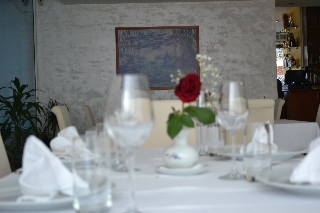 Imagen del bar/restaurante del Hotel Sajo. Foto 8