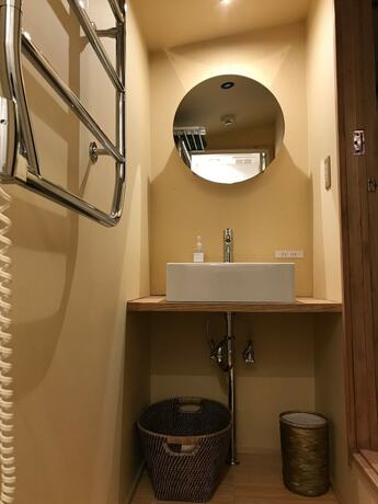 Imagen de la habitación del Hotel Sakainoma Kuma. Foto 22