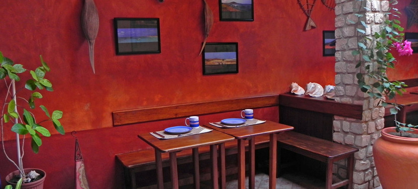 Imagen del bar/restaurante del Hotel Sakaroule Bed and Breakfast. Foto 2