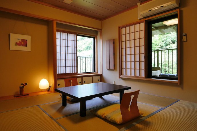 Imagen de la habitación del Hotel Sake Tamakiya. Foto 5