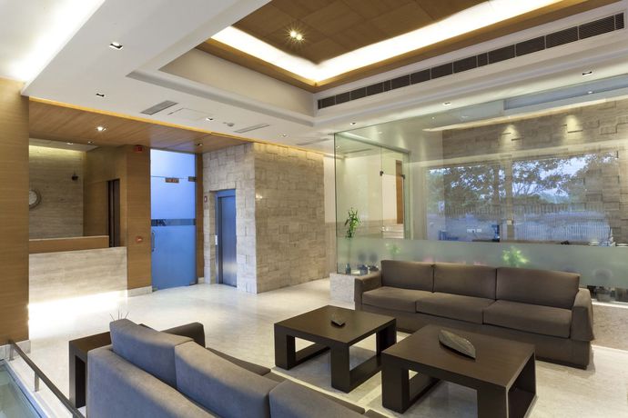 Imagen de los interiores del Hotel Saket 27. Foto 12