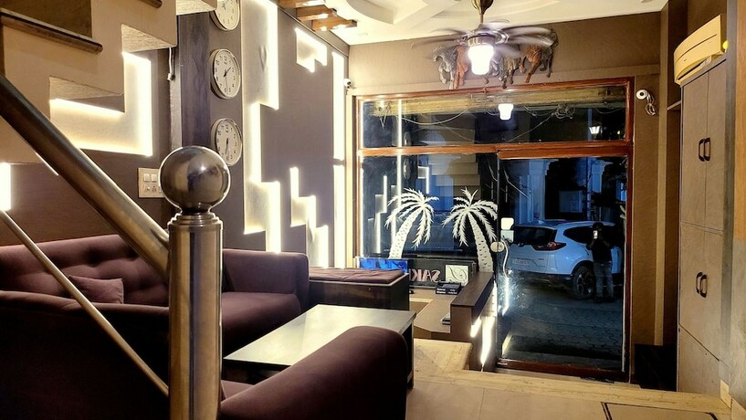 Imagen general del Hotel Sakhi Inn By Urban Galaxy. Foto 8