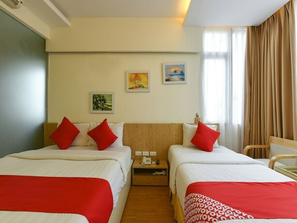 Imagen de la habitación del Hotel Saki. Foto 14