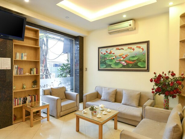 Imagen de los interiores del Hotel Saki. Foto 18