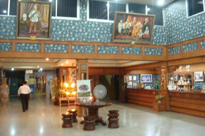 Imagen de los interiores del Hotel Sakol Grand Palace. Foto 17