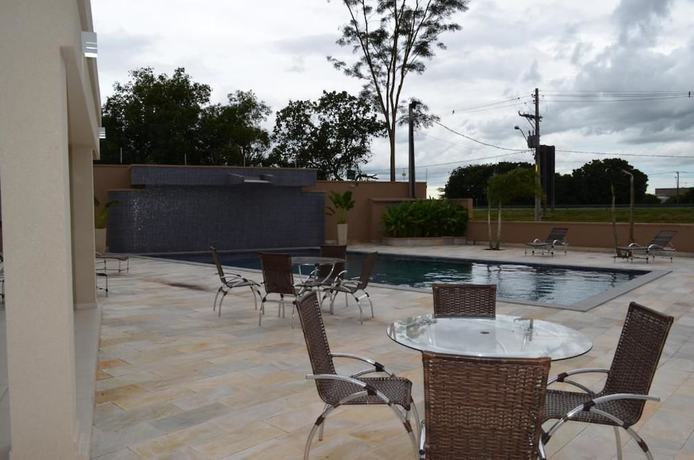Imagen de la piscina del Hotel Sakr - Sao Jose Do Rio Preto. Foto 19