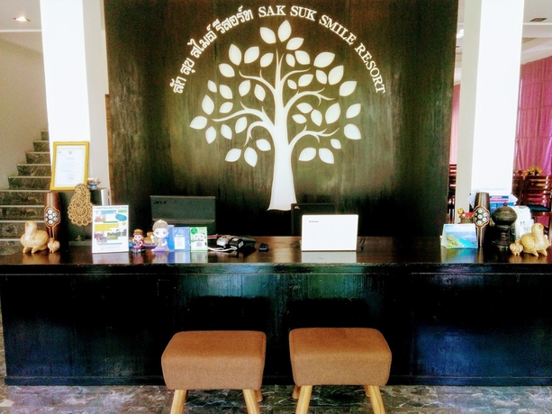 Imagen de los interiores del Hotel Saksuksmile Resort. Foto 19