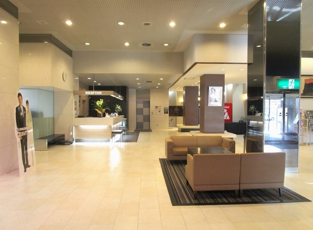 Imagen de los interiores del Hotel Saku Grand. Foto 18