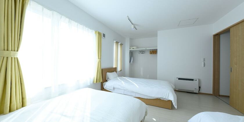 Imagen general del Hotel Sakura 93. Foto 11