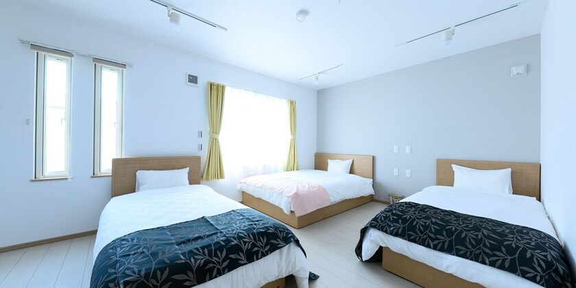 Imagen de la habitación del Hotel Sakura 93. Foto 21