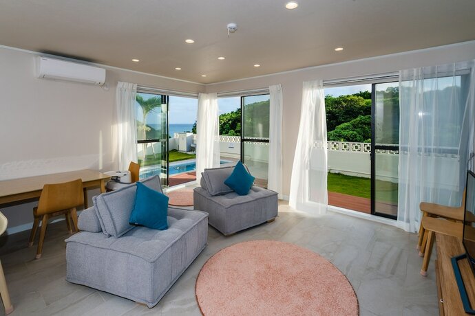 Imagen de la habitación del Hotel Sakura Terrace Nakijin. Foto 21