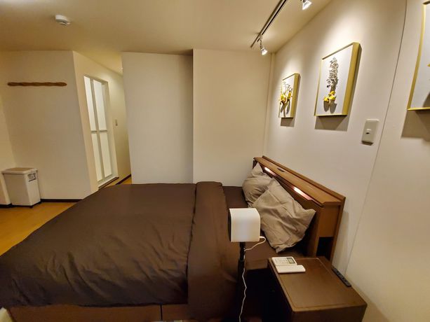 Imagen de la habitación del Hotel Sakuranomiya. Foto 5