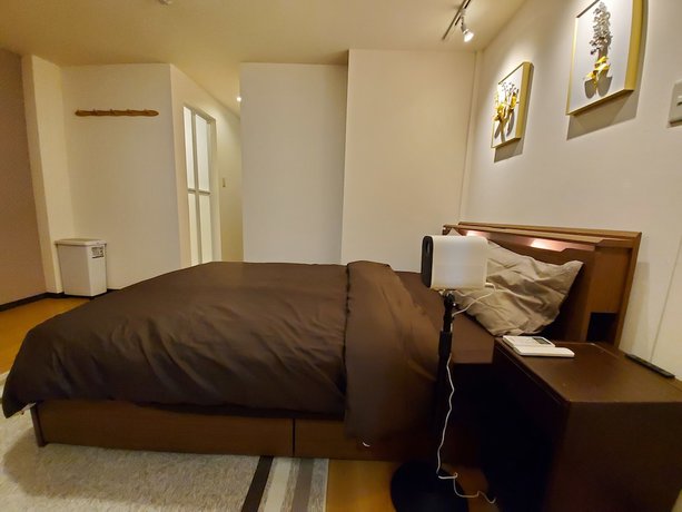 Imagen de la habitación del Hotel Sakuranomiya. Foto 9