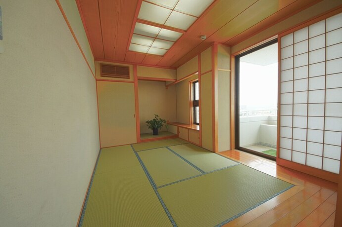 Imagen de la habitación del Hotel Sakuraya Convention City. Foto 10