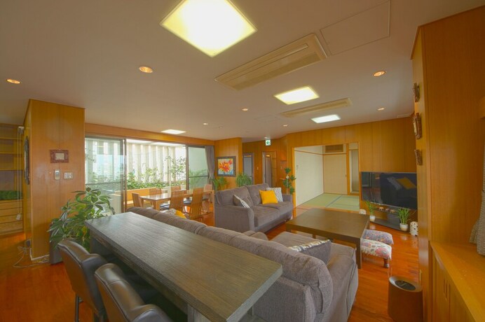 Imagen de la habitación del Hotel Sakuraya Convention City. Foto 19