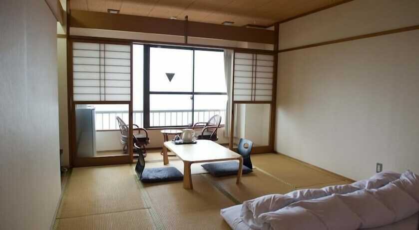 Imagen de la habitación del Hotel Sakuraya. Foto 16
