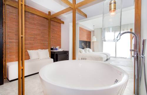 Imagen de la habitación del Hotel Sala Ayutthaya. Foto 14