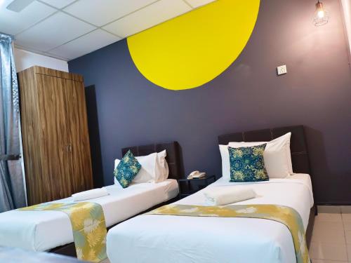 Imagen de la habitación del Hotel Salaam Suites. Foto 11