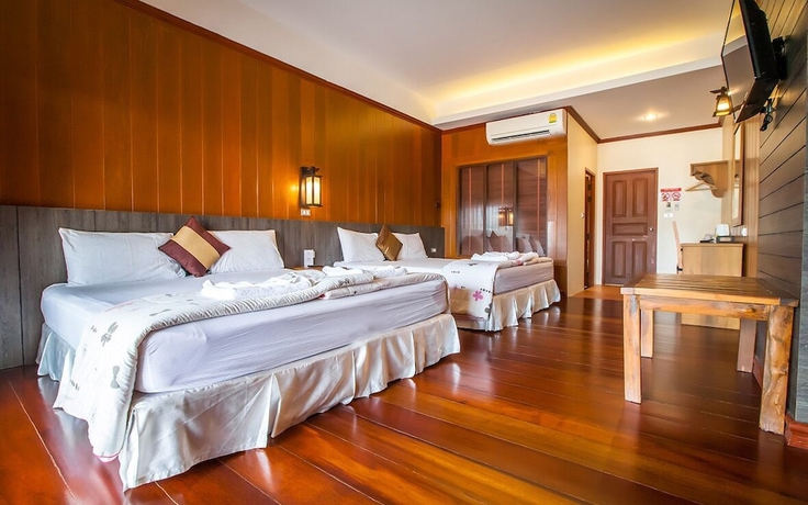 Imagen de la habitación del Hotel Salakphet Resort. Foto 11