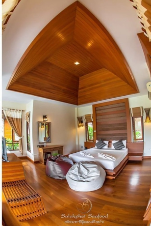 Imagen de la habitación del Hotel Salakphet Resort. Foto 16