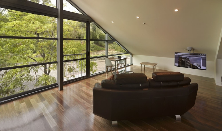 Imagen de la habitación del Hotel Salamanca Wharf. Foto 16