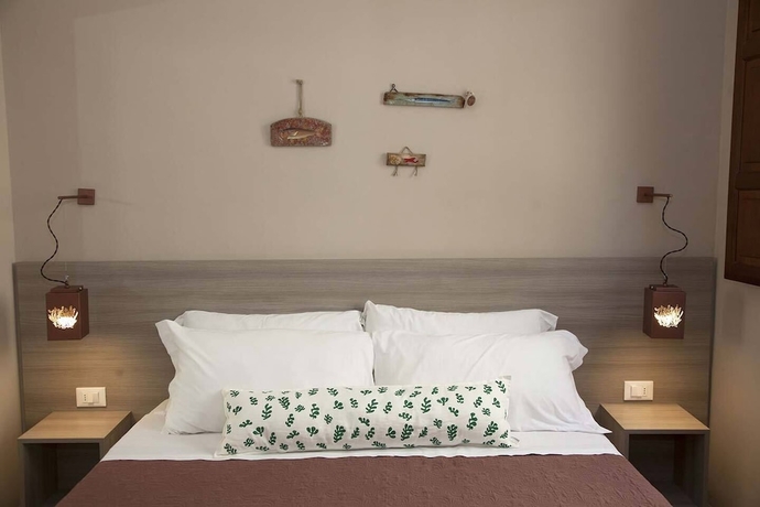 Imagen de la habitación del Hotel Salamureci. Foto 2