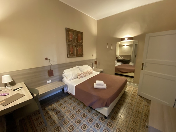 Imagen de la habitación del Hotel Salamureci. Foto 10