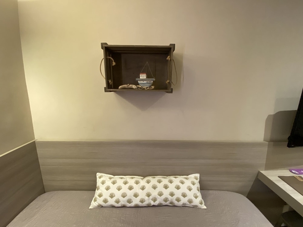 Imagen de la habitación del Hotel Salamureci. Foto 15