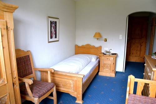 Imagen de la habitación del Hotel Salastrains. Foto 7