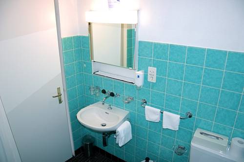 Imagen de la habitación del Hotel Salastrains. Foto 10