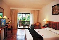 Imagen de la habitación del Hotel Salathai Resort. Foto 14