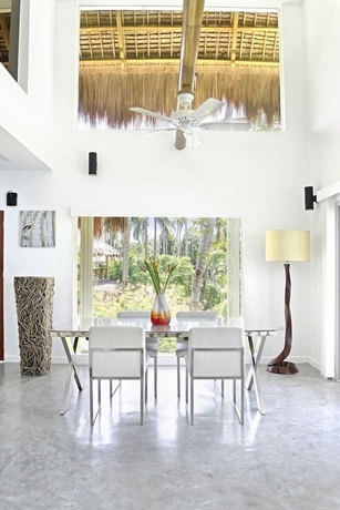 Imagen de la habitación del Hotel Salaya Beach Houses. Foto 13