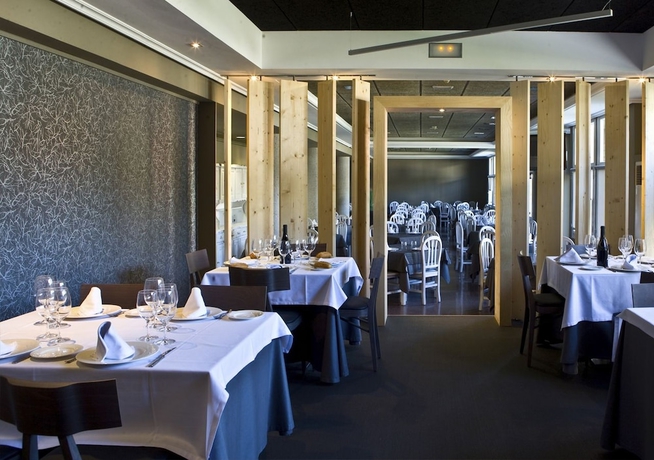 Imagen del bar/restaurante del Hotel Salbatoreh a. Foto 5