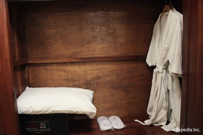 Imagen general del Hotel Salcedo De Vigan. Foto 13