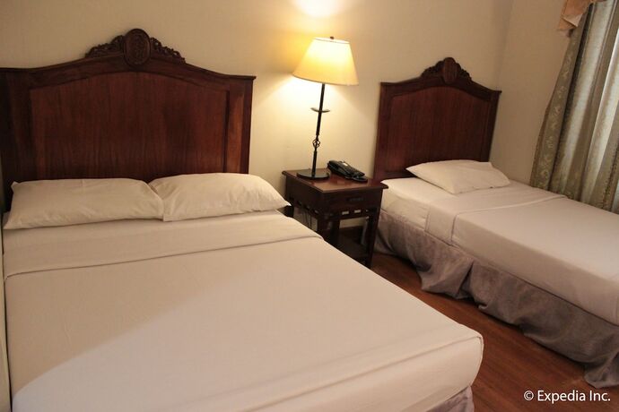 Imagen de la habitación del Hotel Salcedo De Vigan. Foto 17