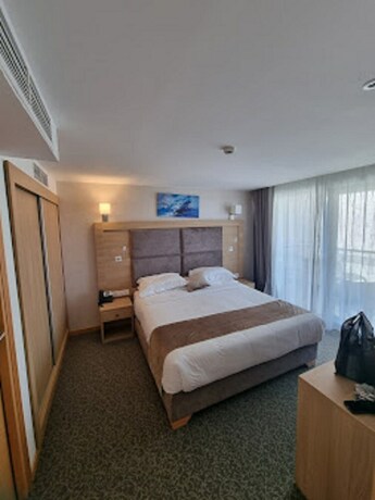 Imagen de la habitación del Hotel Saldae Bejaia. Foto 8