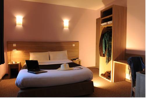 Imagen de la habitación del Hotel Salea. Foto 10