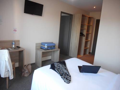 Imagen de la habitación del Hotel Salea. Foto 15