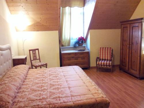 Imagen de la habitación del Hotel Salegg. Foto 7