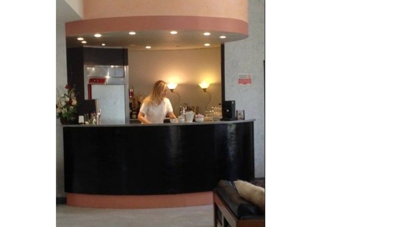 Imagen de los interiores del Hotel Salera. Foto 16