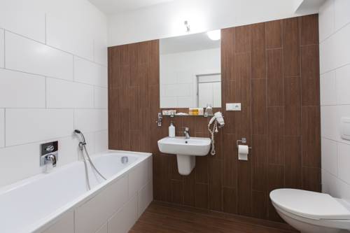 Imagen de la habitación del Hotel Salety. Foto 8