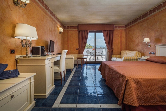 Imagen de la habitación del Hotel Salice Resort. Foto 3