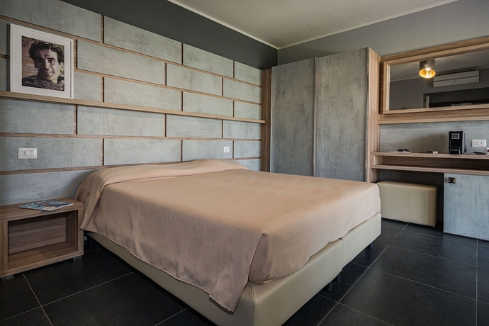 Imagen de la habitación del Hotel Salice Resort. Foto 4