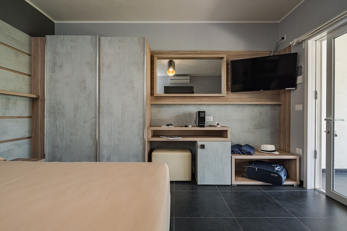 Imagen de la habitación del Hotel Salice Resort. Foto 5