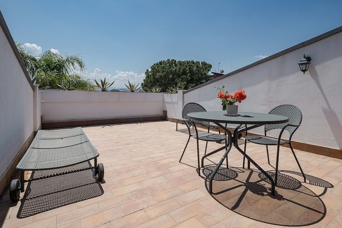 Imagen de la habitación del Hotel Salice Resort. Foto 6