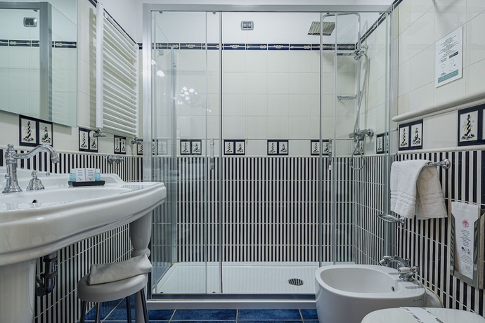 Imagen de la habitación del Hotel Salice Resort. Foto 7